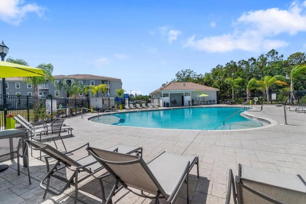 Elegant 2 Bed/2 Bath Apartment In Melbourne Fl المظهر الخارجي الصورة