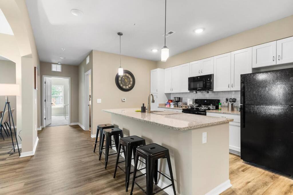Elegant 2 Bed/2 Bath Apartment In Melbourne Fl المظهر الخارجي الصورة