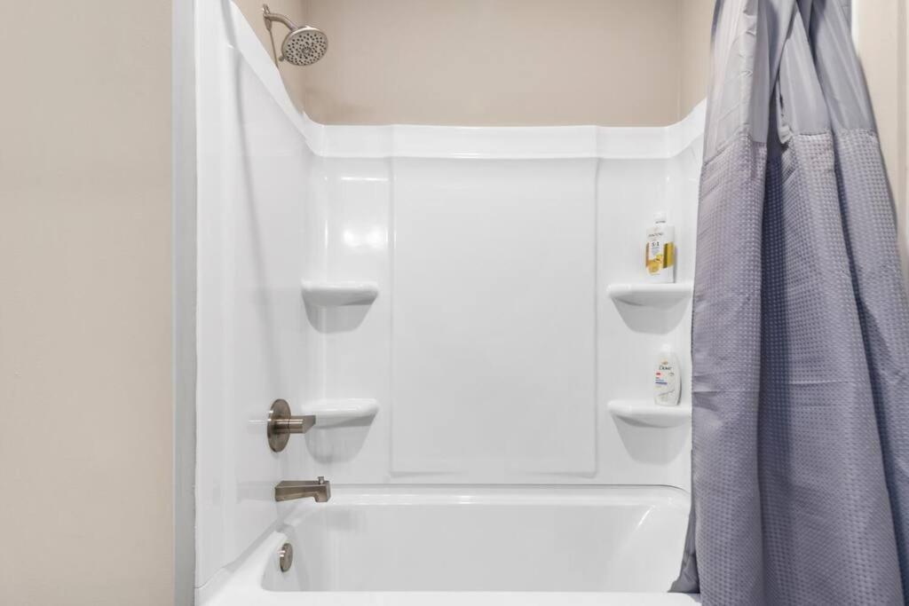 Elegant 2 Bed/2 Bath Apartment In Melbourne Fl المظهر الخارجي الصورة